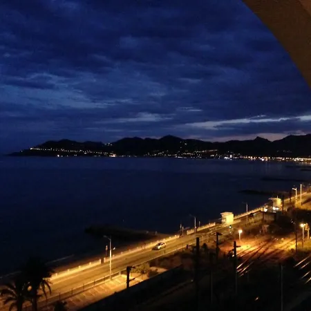 Vue Apartamento Cannes
